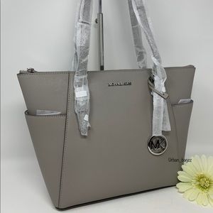 Michael Kors Charlotte Large Top Zip Tote
